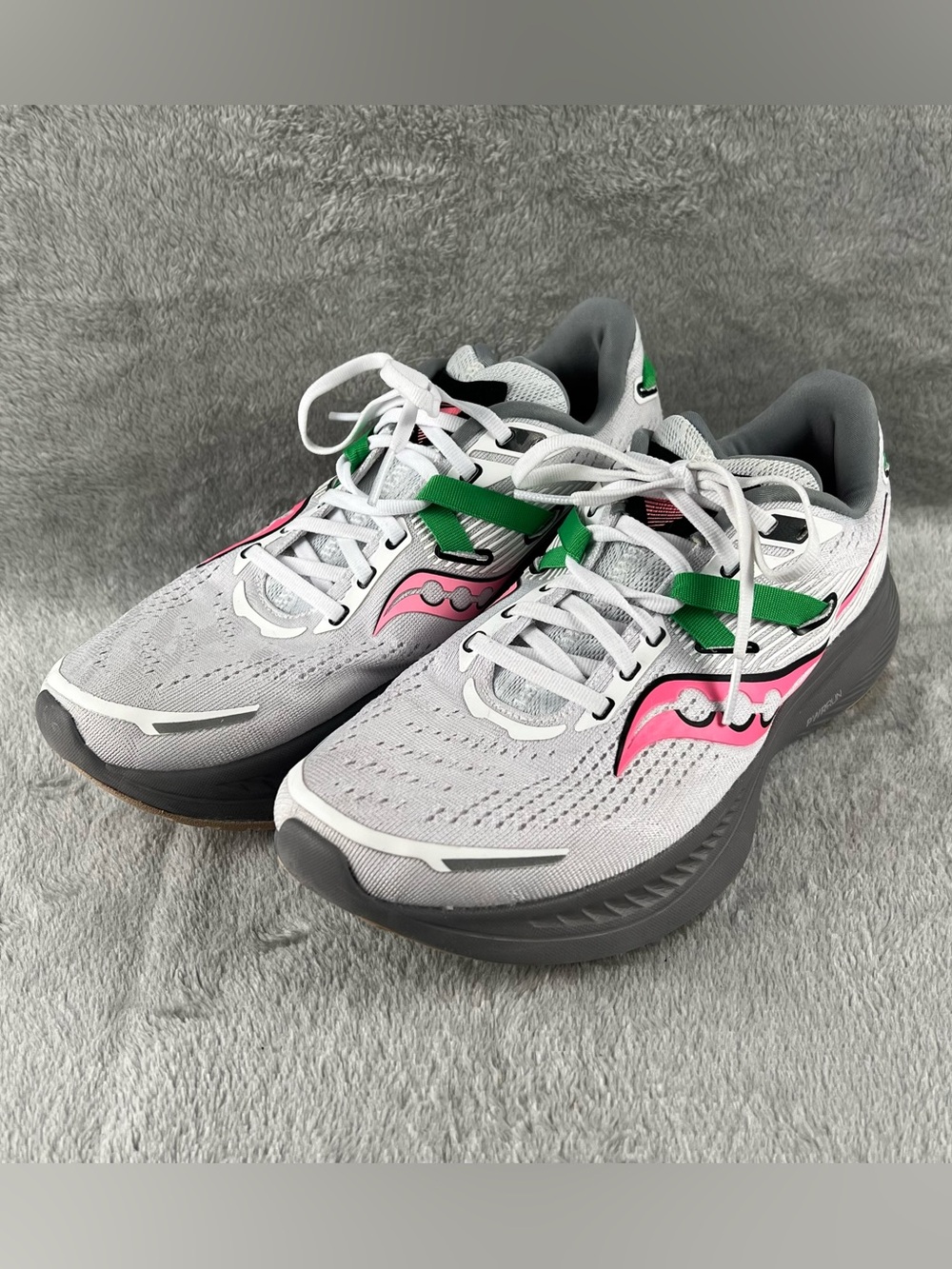 Saucony Guide 16 Running Womens 9 S10810-85 Athletic Shoe White Pink Gravel
